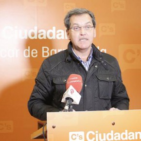 Gómez Porrúa: "Sanlúcar necesita de una vez por todas que se ejecute un Plan Integral de Desarrollo y Fomento Turístico" Gómez Porrúa: "Sanlúcar necesita de una vez por todas que se ejecute un Plan Integral de Desarrollo y Fomento Turístico"