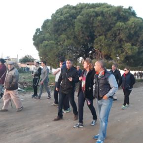 Ciudadanos Sanlúcar visita la avenida Manuel López Vázquez para ver la demandada problemática que sus vecinos replican al equipo de gobierno Ciudadanos Sanlúcar visita la avenida Manuel López Vázquez para ver la demandada problemática que sus vecinos replican al equipo de gobierno