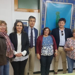 Ciudadanos se reúne con la AVV Gades Ciudadanos se reúne con la AVV Gades