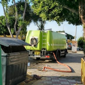 Cs La Línea denuncia al Ayuntamiento por arrojar a diario más de 50.000 litros de agua potable en la calle